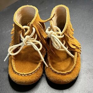 Monkey Feet Kids Moccasins in Warm Brown